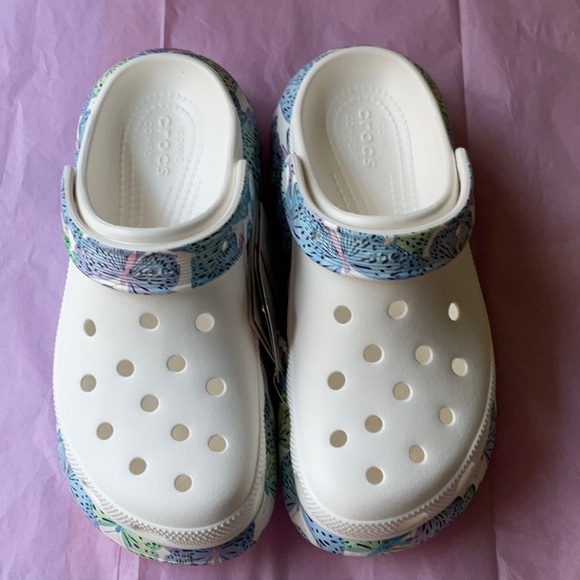 🦋 CROCS CRUSH BUTTERFLY CLOGS 🦋  NWT 🦋 - Picture 11 of 16